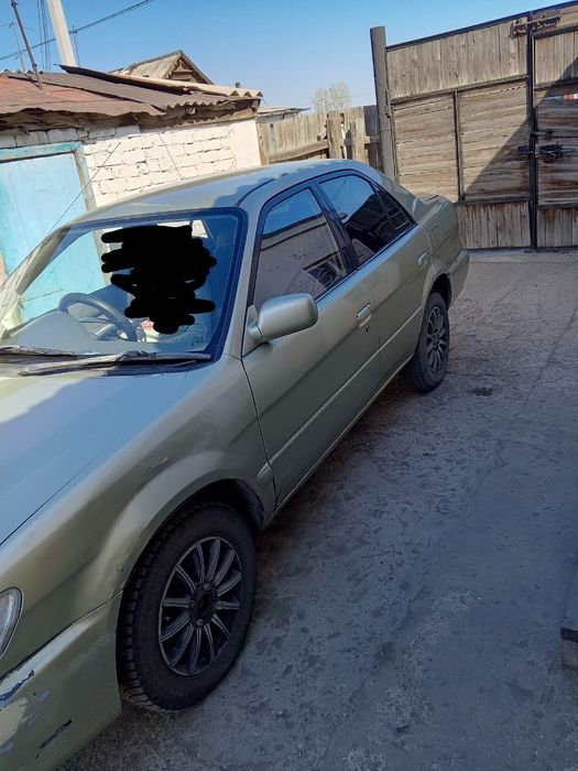 Продам машину таета Салуна