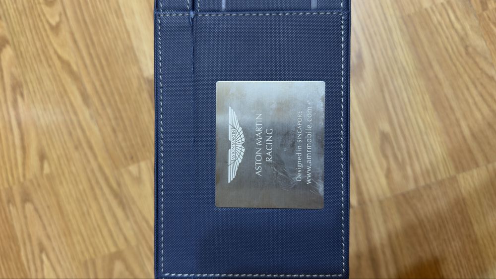 Aston Martin Racing Telefon de colectie