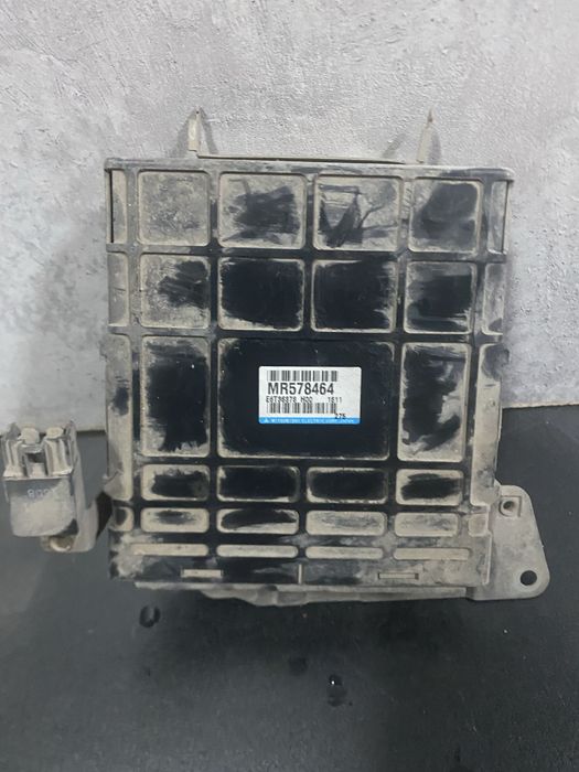 Запчасти митсубиси паджеро 3 Pajero 3 Эбу