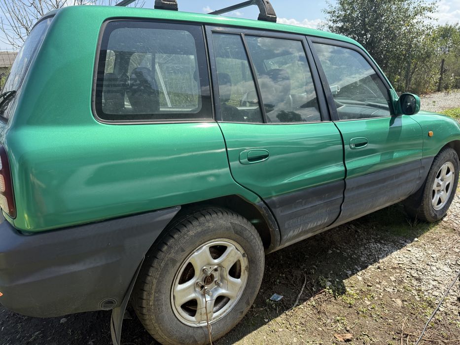 TOYOTA RAV4 1998 — imagine 4