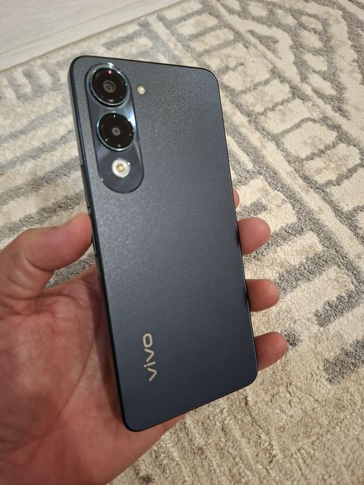 Vivo Y04 256gb в идеальном состоянии