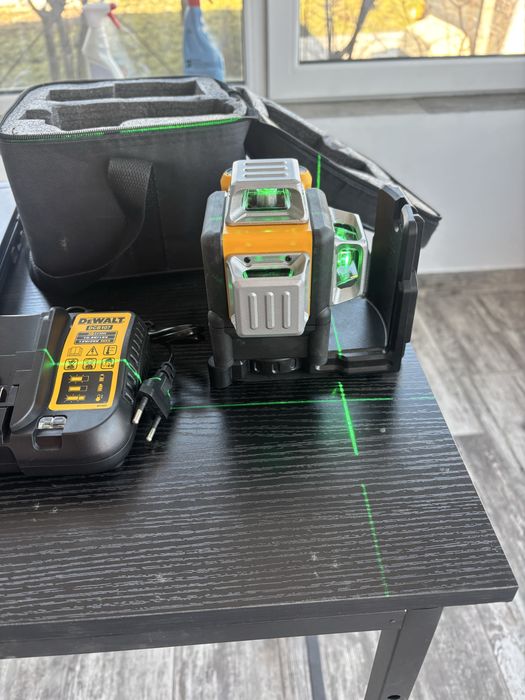Laser dewald cu 3 linii verzi