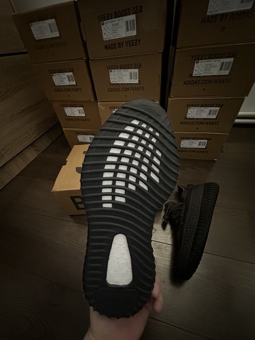 Yeezy 350 v2 black reflective