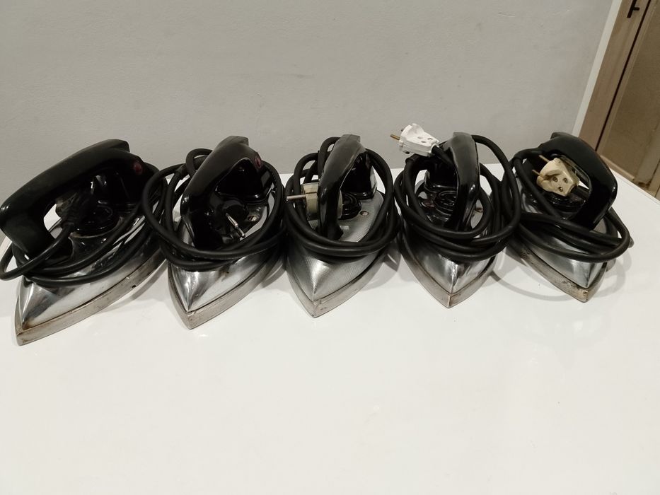 Продам утюги ссср