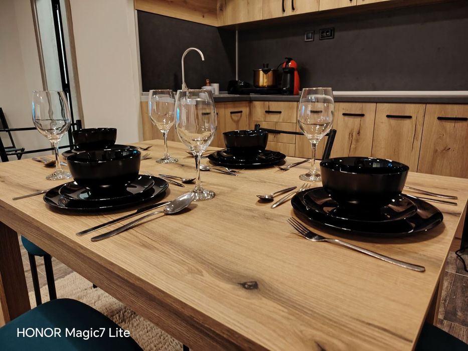 Студио за един, двама или трима