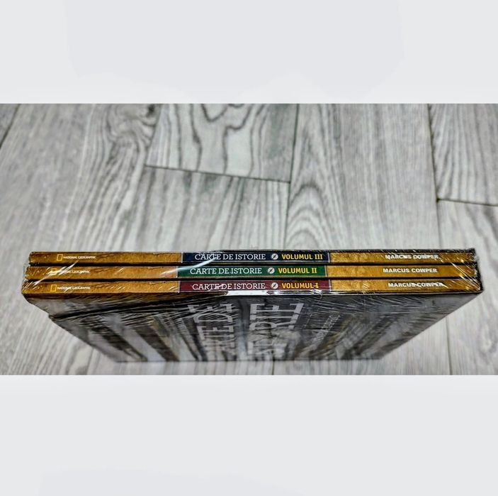 Carte de istorie - O aventura interactiva contine 3 volume