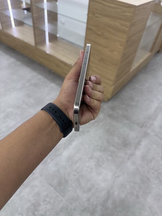 iphone 15 pro max в идеальном состояний