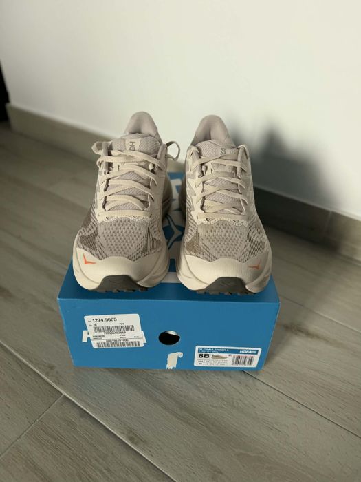 Hoka Challenger 8, 39 1/3