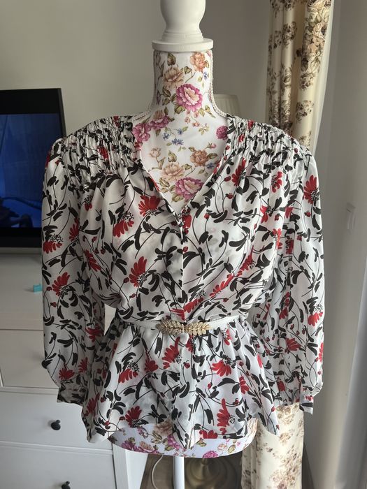 Bluza bufanta, marimea L