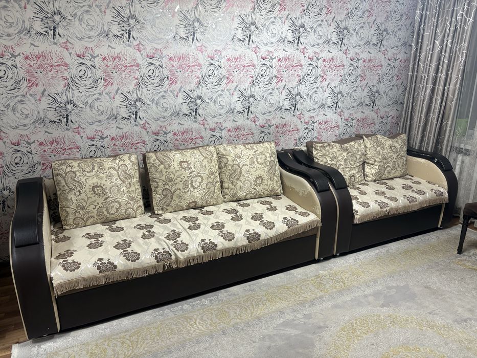 Продам диван тройка