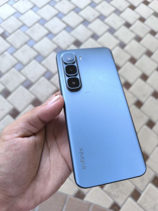 Infinix Hot 60 Pro Plus + 8/256 в идеальном состоянии