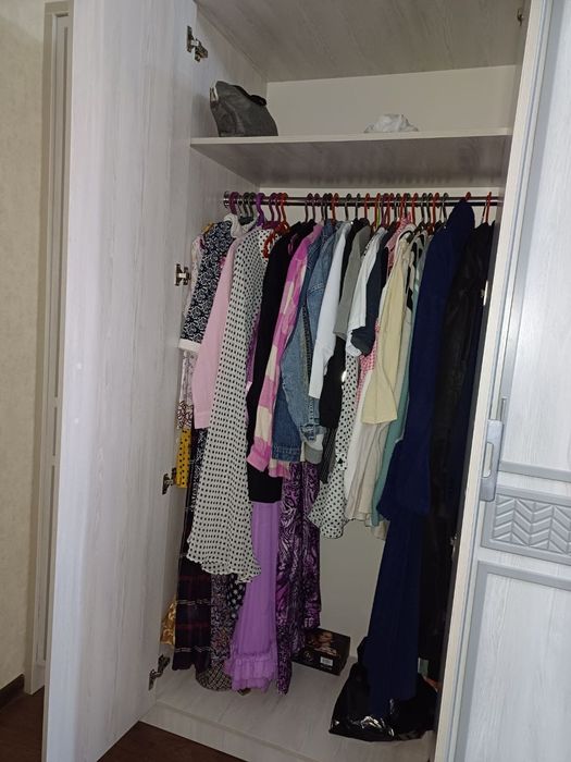 SHkaf mebil italanskiy