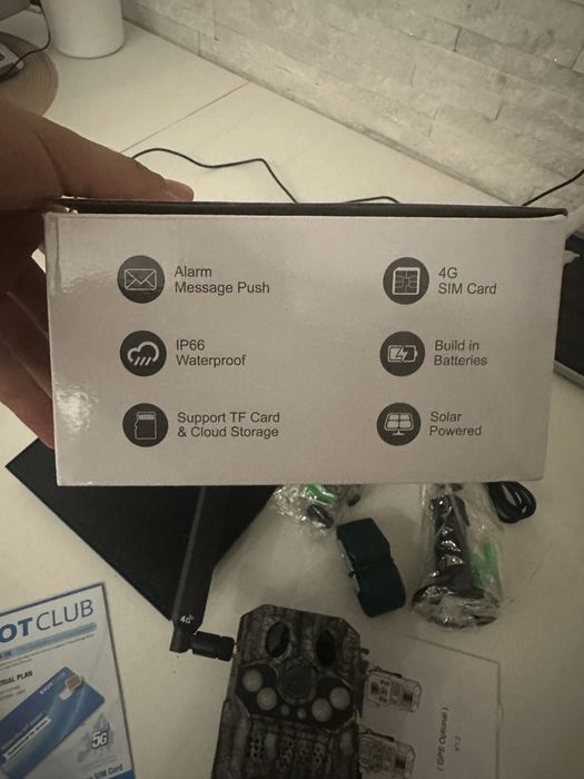 Camera video vanatoare 4G cu SIM si GPS inclus, panou solar inclus