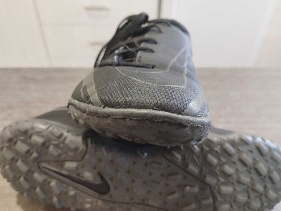 Футболни стоножки Nike Phantom