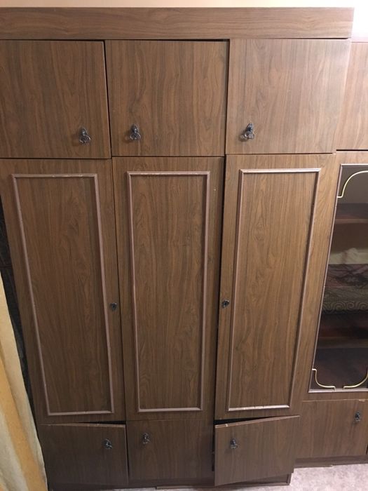 Продам шкаф с полками, для одежды
