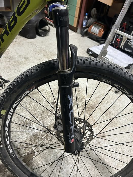 Продам велосипед на бензиновом двигателем