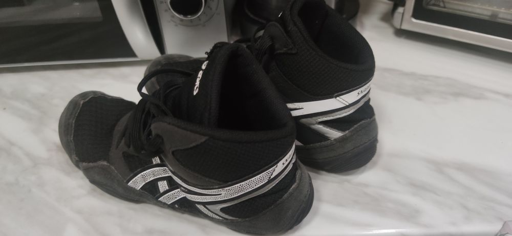 Оригинални борцовки детски ASICS