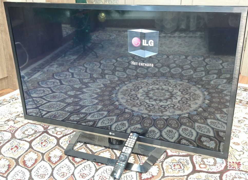 Продам телевизор LG