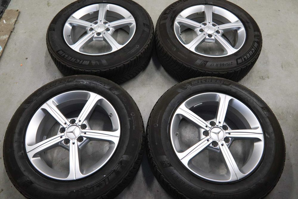 Jante originale Mercedes GLA GLB 17 inch 215 65 17 iarna Michelin