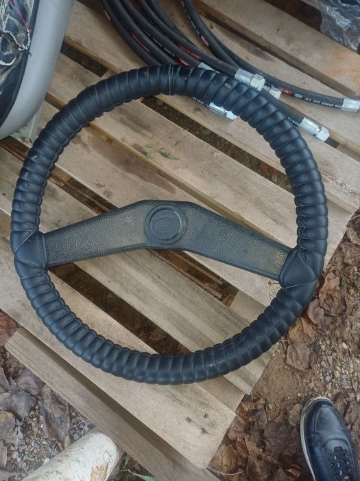 Продам руль на камаз