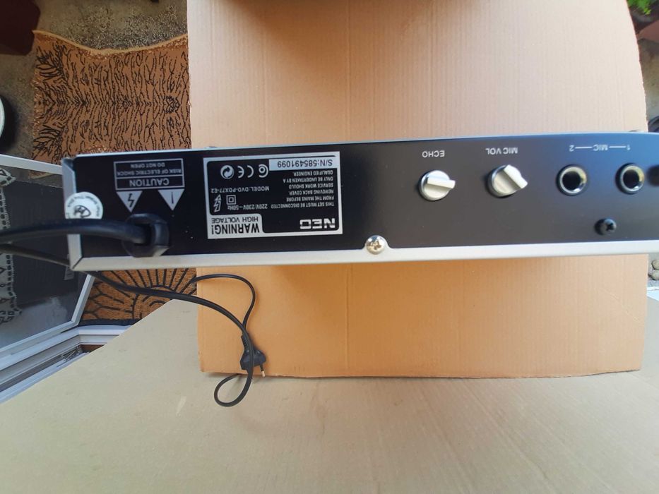 DVD плейър NEO дискове видео касети