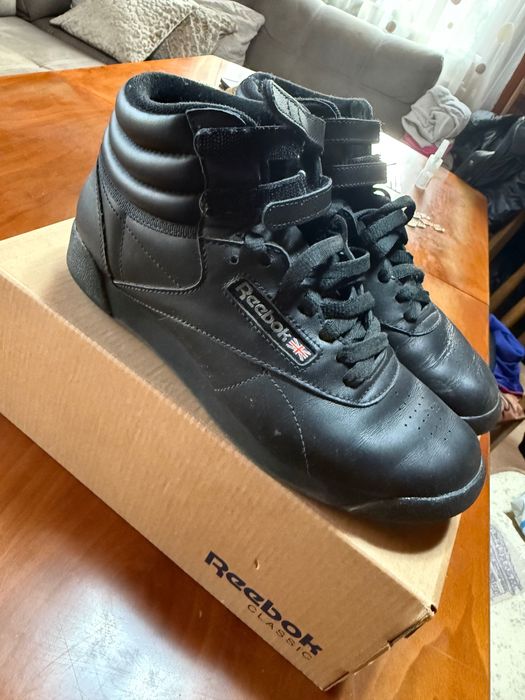 Маратонки скарпини