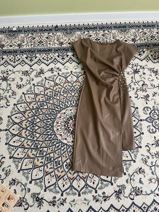 Платье женское кожанное