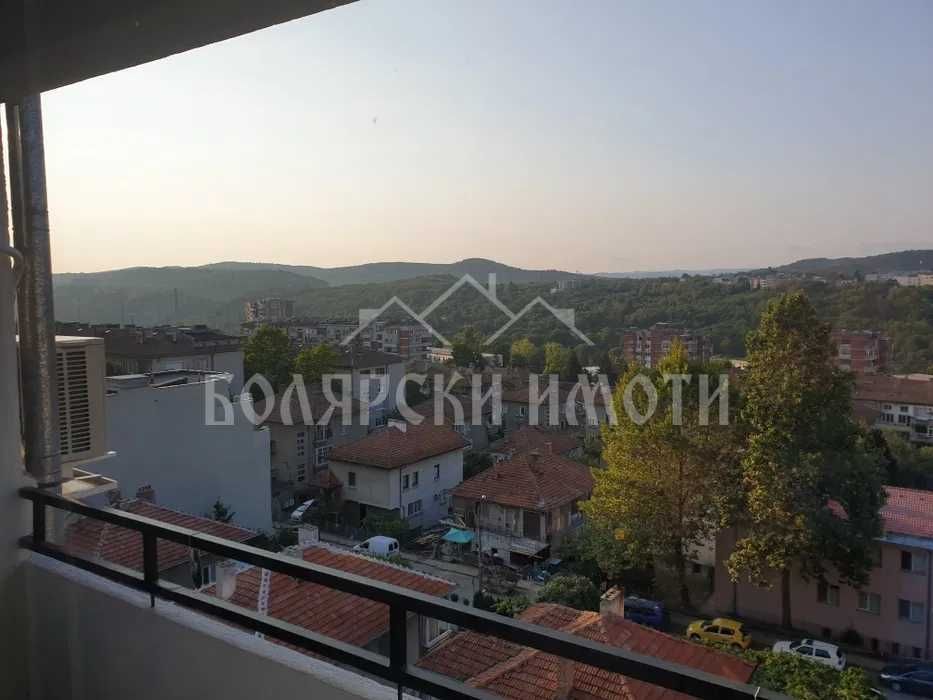 Дава се под наем Двустаен апартамент в Велико Търново, Център - 50 кв.м за 357 € - Снимка #5