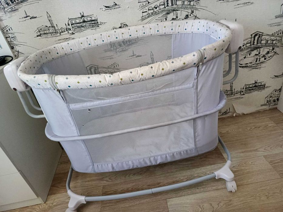 Кроватка-качалка