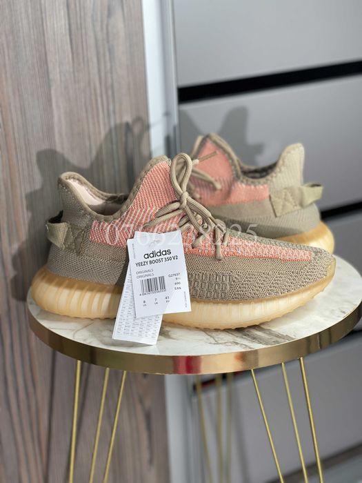 Adidasi YEEZY BOOST 350 V2
