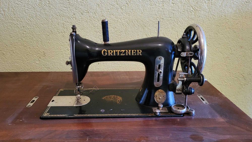 Крачна шевна машина