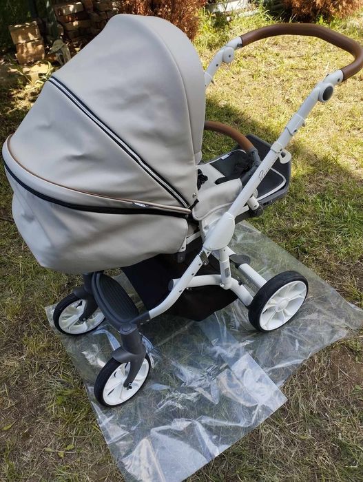 Бебешка количка  2 в 1 Roan bass soft