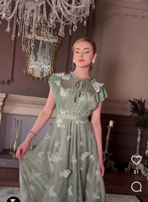 Продам платье нарядное