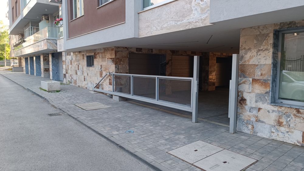 Дава се под наем Гараж / Паркомясто в София, Гео Милев - 18 кв.м за 81.6 € - Снимка #5