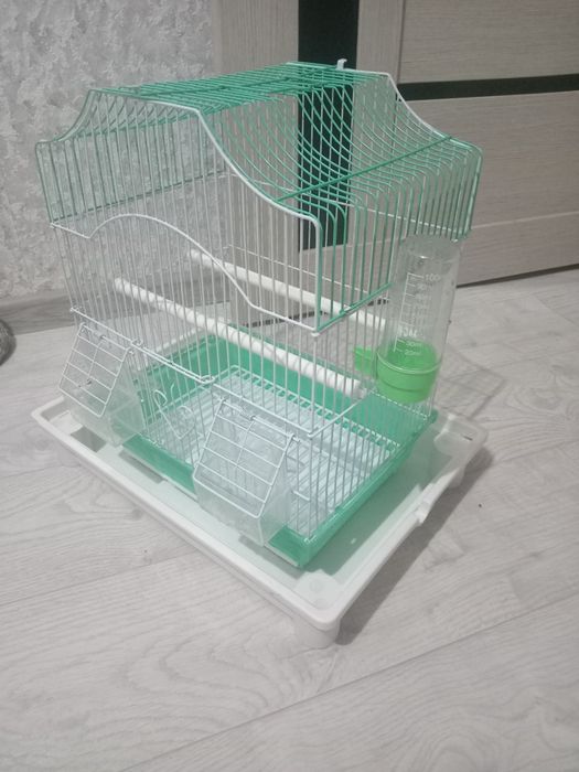 Клетка для птиц.