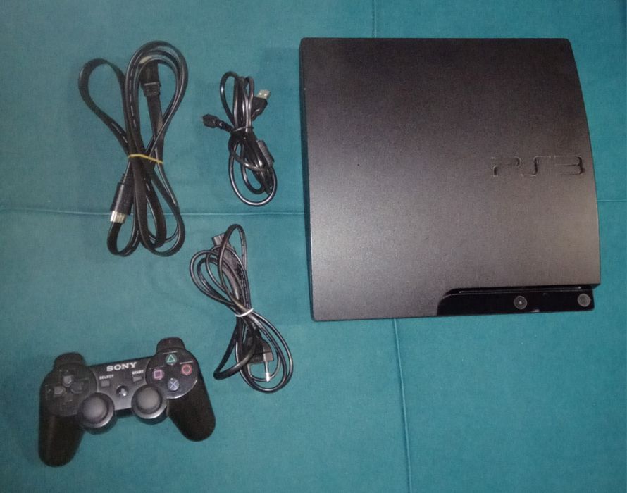 Продам игровую приставку PS3