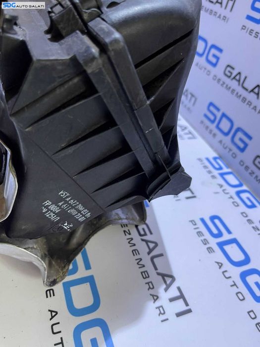 Corp Carcasa Filtru Aer Mercedes W203 Clasa C Class C200 C220 2.2 CDI 2001 - 2007 Cod A6110902301