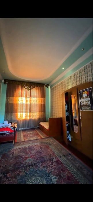 Nazarbekda hovli sotiladi