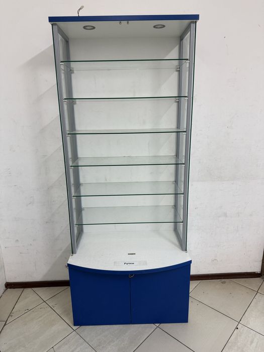 Продам столы и шкафы б/у