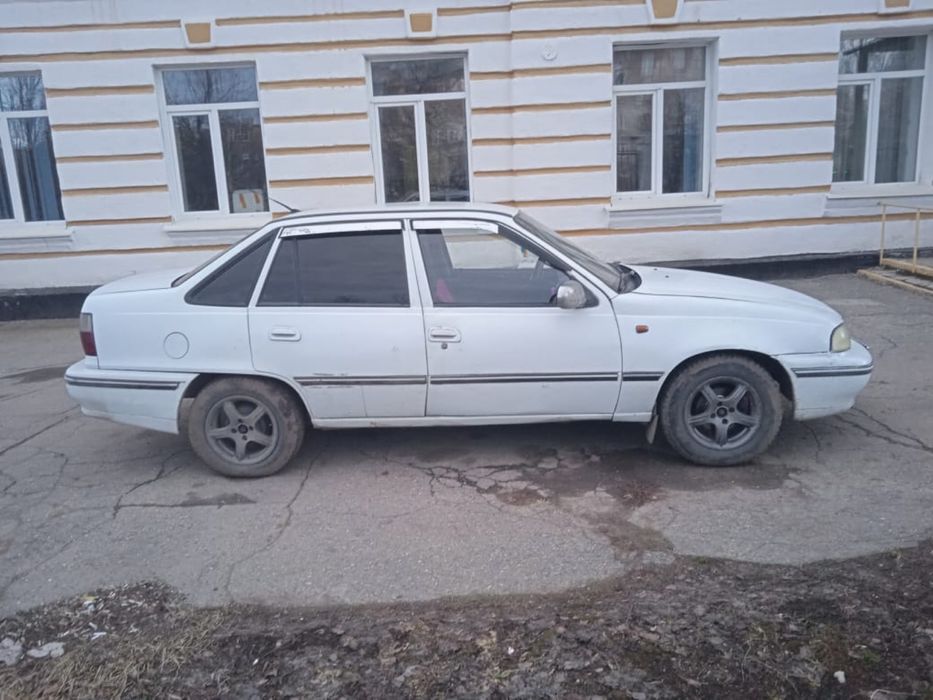 Продам нексию в хорошем состоянии