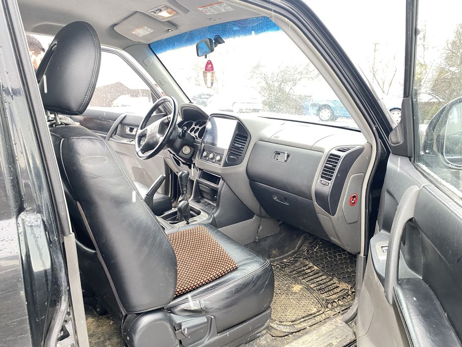 Vând Mitsubishi Pajero MK3 2.5 diesel 2004