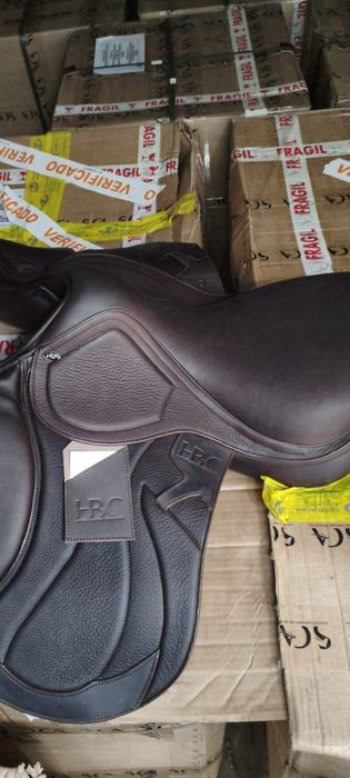 Șa HRC 17.5" – Nouă, din piele naturală