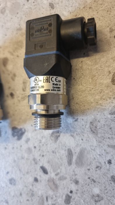 Преобразователь давления новый .