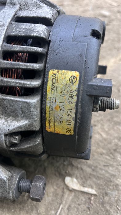 Мерседес 124.190 генератор  115 А