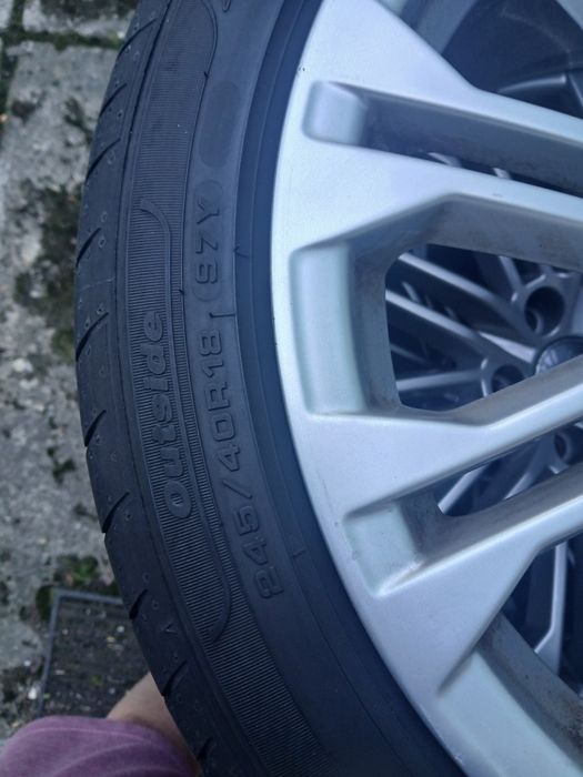 Jante Audi originale Et 29 8.5jx18 H2 245 40 18 Fulda full control 1724