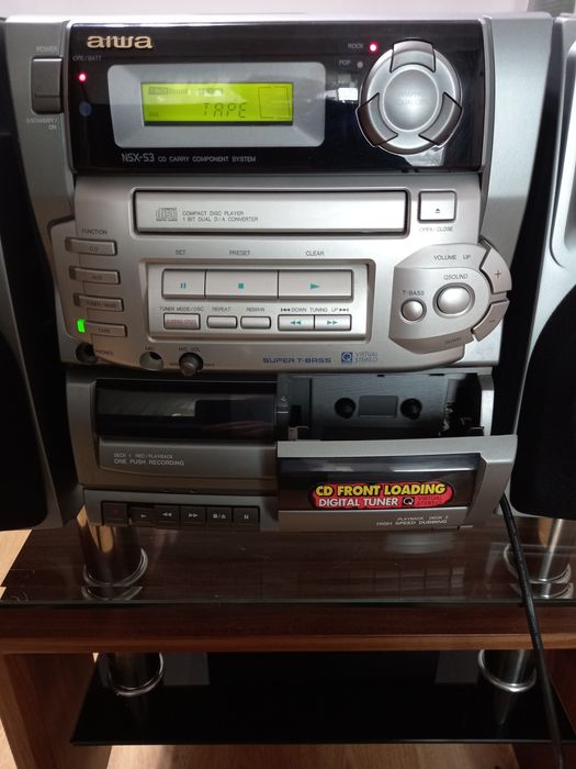 AIWA NSX S3 с колони,радио, диск и касета,дистанционно кабел, книга