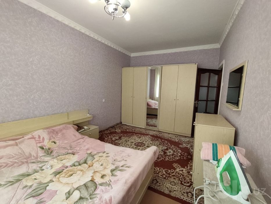 Продаётся 3х комнатная.Феруза,Гинекология,221 школа,70м2,Ипотека есть.