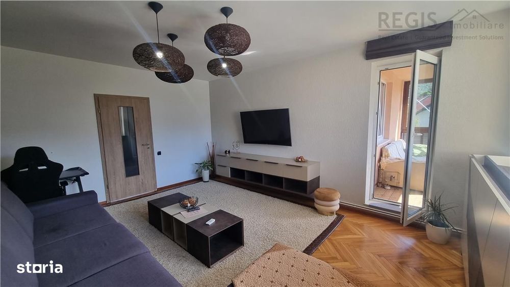 Apartament de trei camere zona Centrul Istoric   Brasovechi