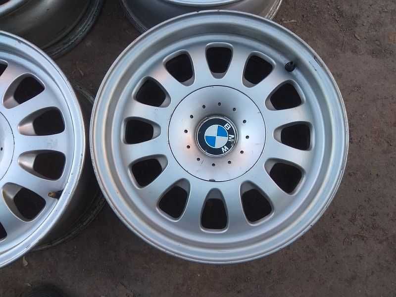 Продам оригинальные легкосплавные диски "31 стиль" на BMW 5 E39.