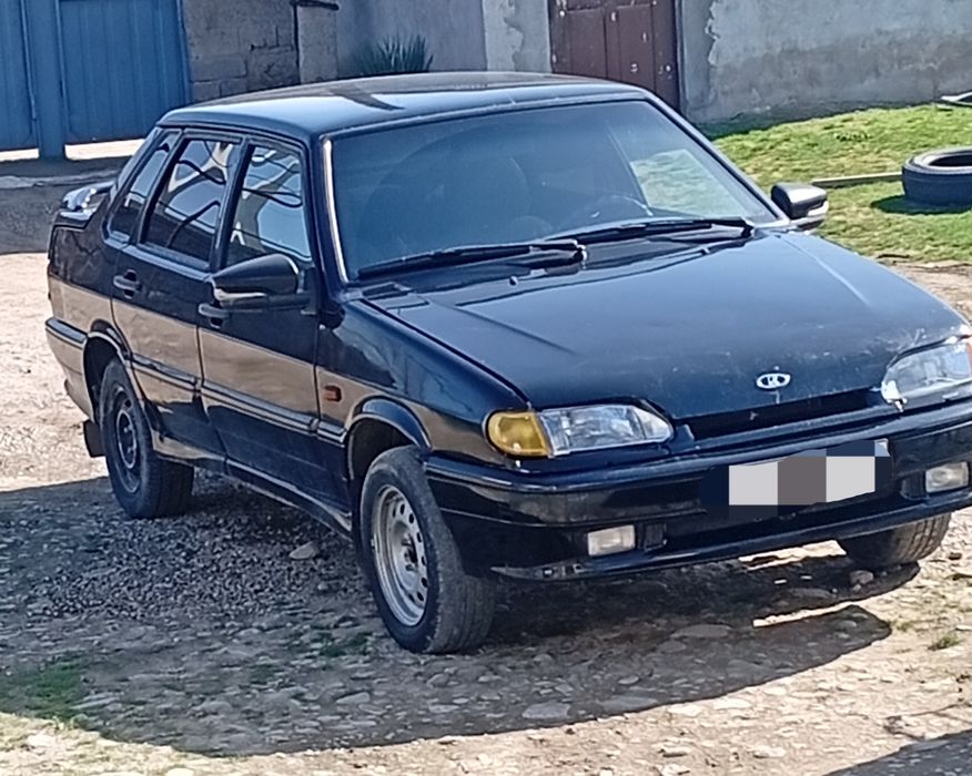 Lada 2115 sotiladi
